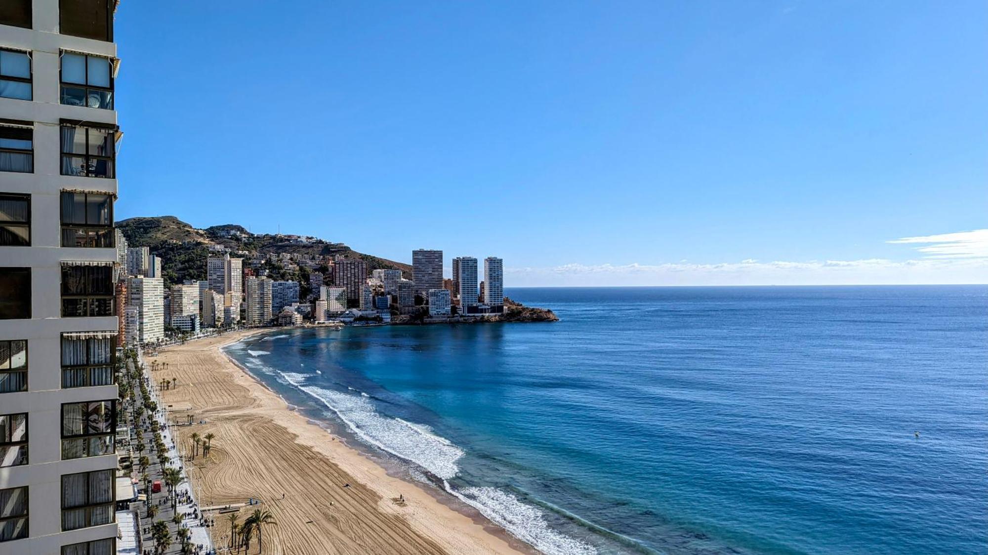 Las Arenas Sea Front Apartments Benidorm Esterno foto